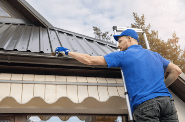 gutter cleaning in iowa city